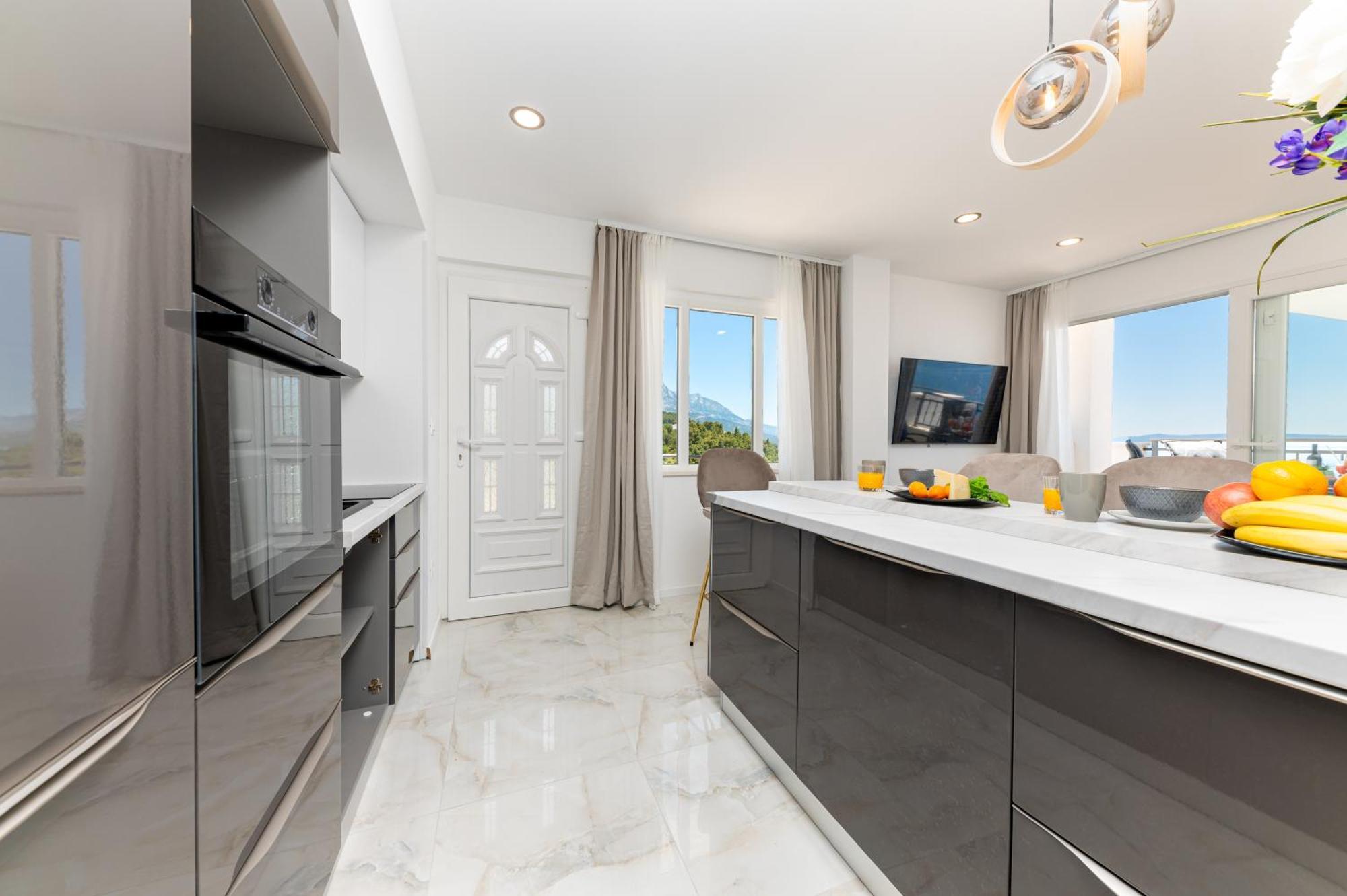 Seaview Apartments Nives เบรลา ภายนอก รูปภาพ