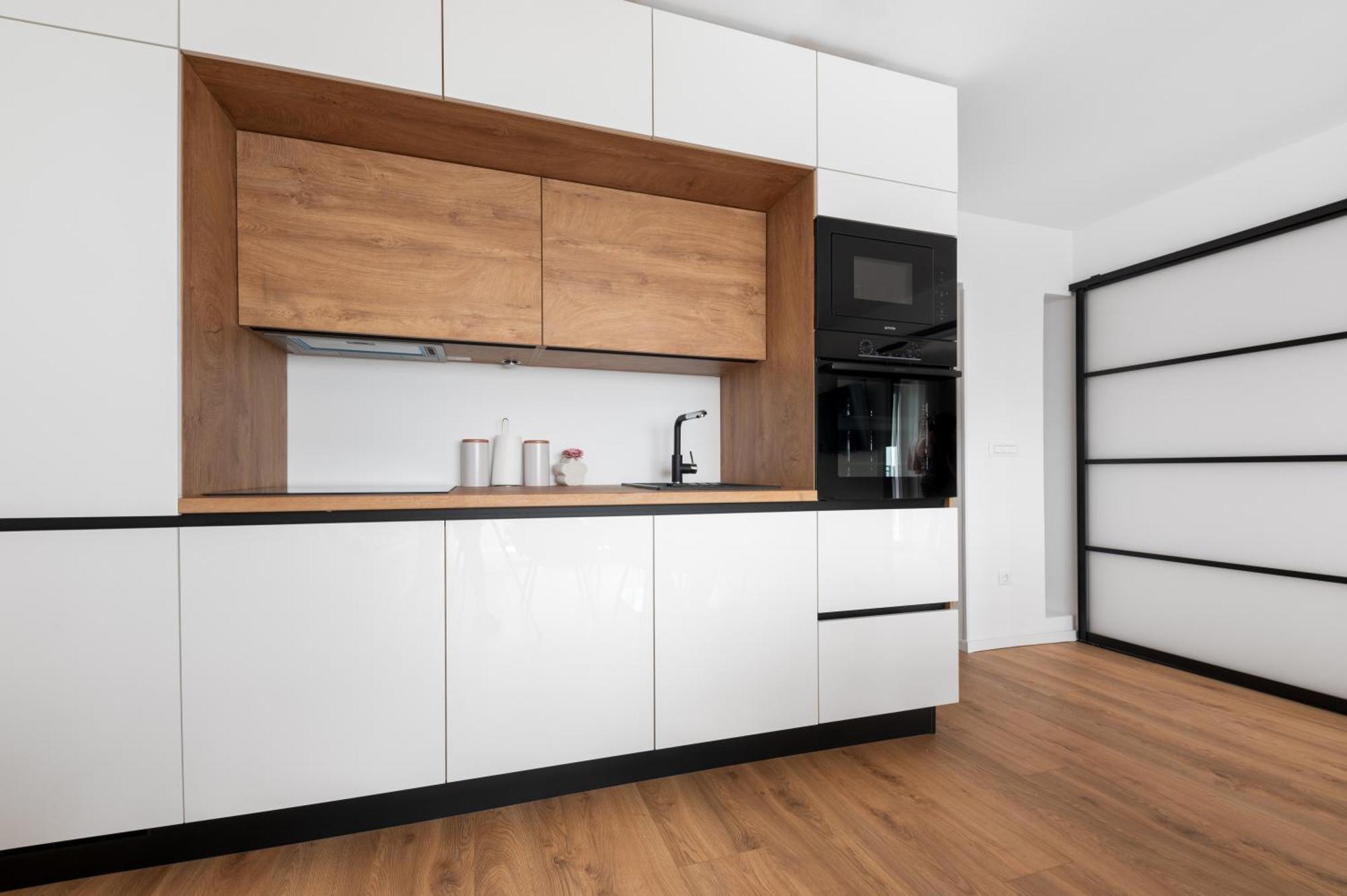 Seaview Apartments Nives เบรลา ภายนอก รูปภาพ